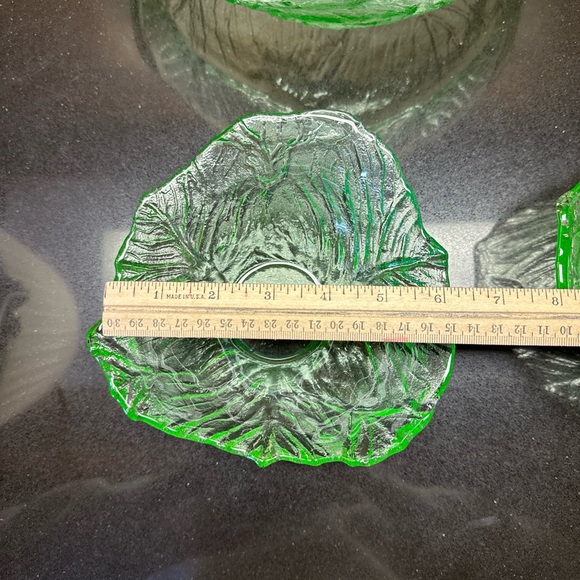 Viking Glass Green Lettuce Cabbage Leaf Salad Serving Bowl Set 4 Small 1 Large - Picture 9 of 10
